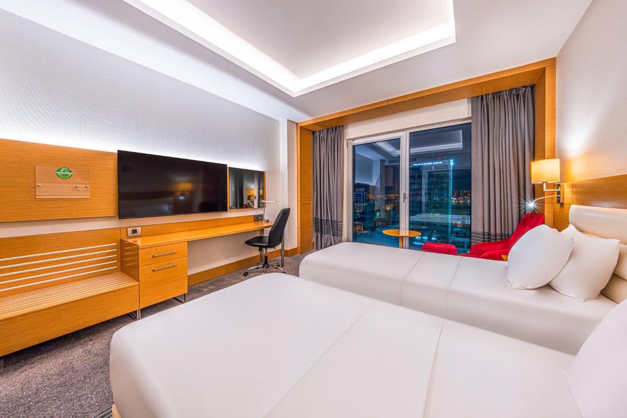 Holiday Inn Ankara - Cukurambar By Ihg Exterior photo