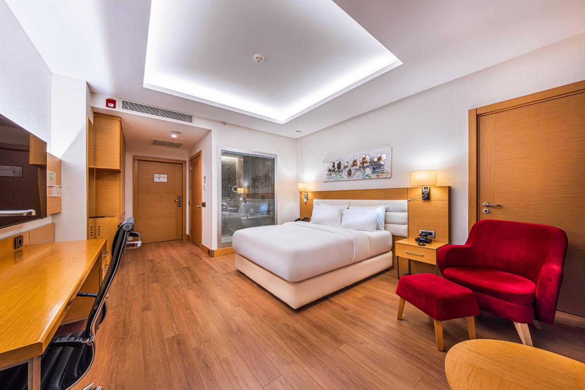 Holiday Inn Ankara - Cukurambar By Ihg Exterior photo