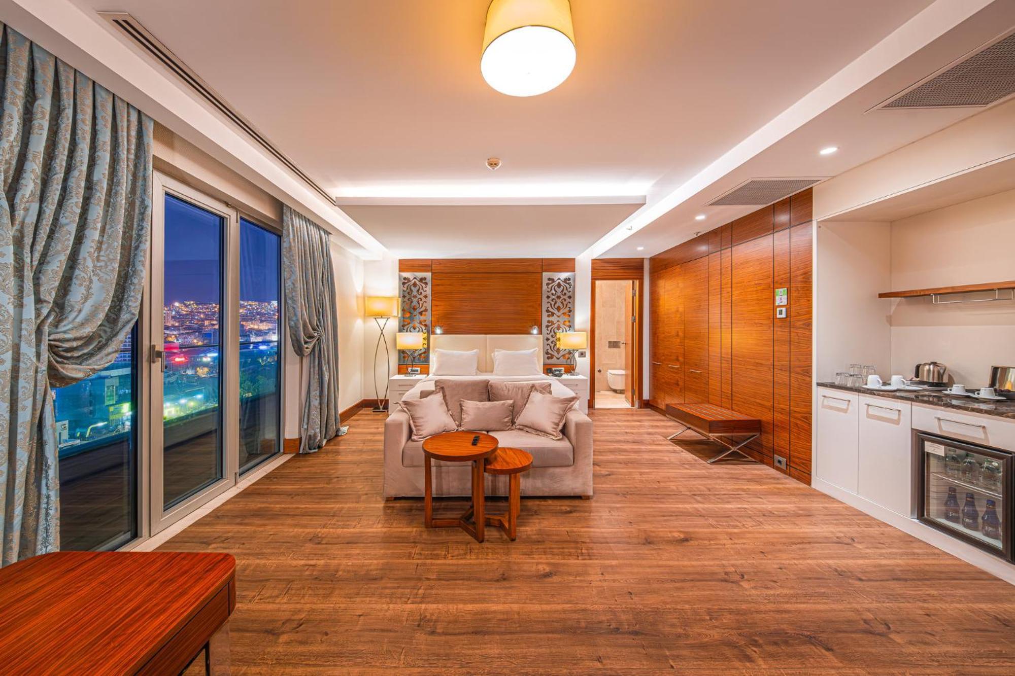 Holiday Inn Ankara - Cukurambar By Ihg Exterior photo